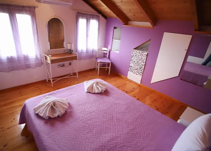 Moon * Lygia (Lefkada)